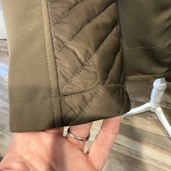 Women’s Jones New York Quilted Removable Hooded Brown Utility Jacket (Size XL) - Picture 4 of 16
